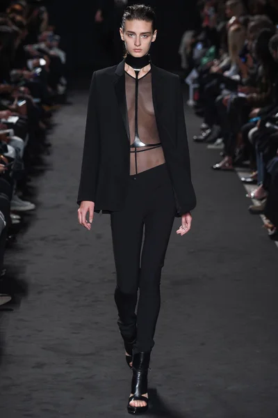 Look 1